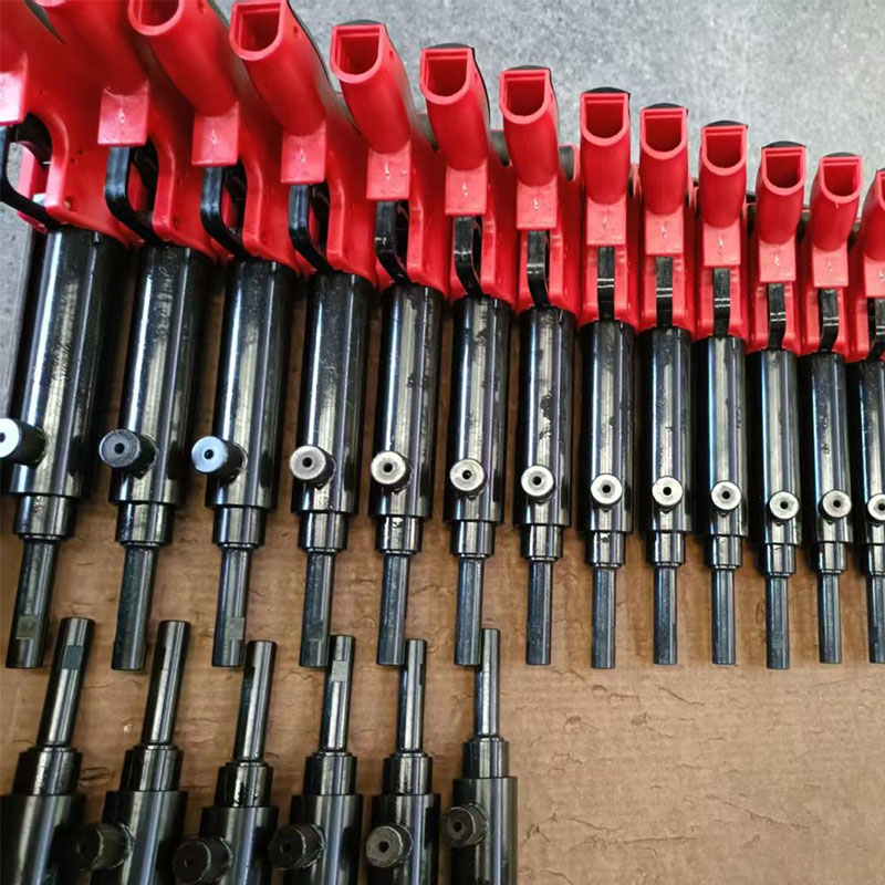 ООО Ибинь Наньси Синьшэн Технолоджи Девелопмент оптимизирует технологию интегрального гвоздезабивного аппарата, повышая безопасность эксплуатации