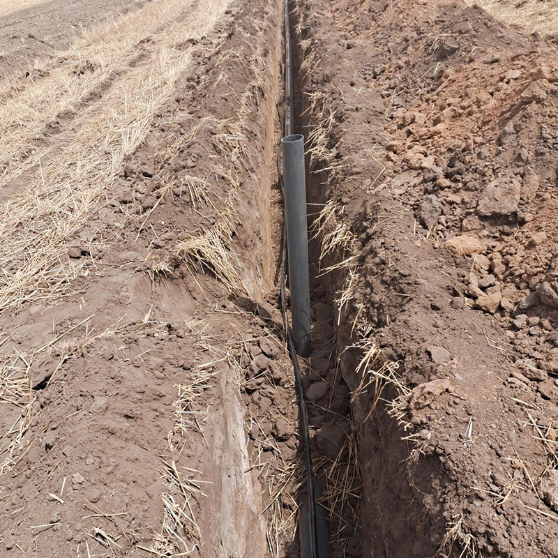 Поливинилхлоридная труба для водоснабжения