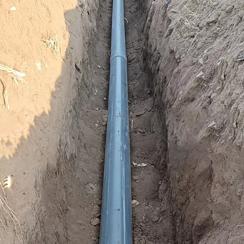 Поливинилхлоридная труба для водоснабжения