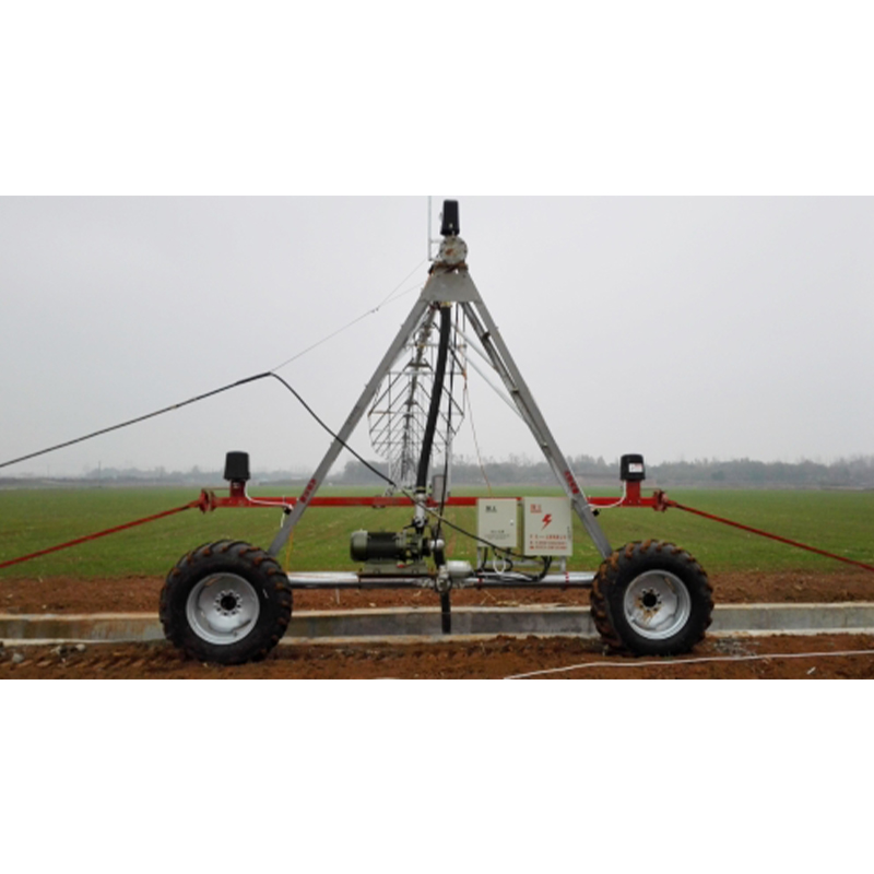 Электрическая самодвижущаяся дождевальная машина фронтального типа