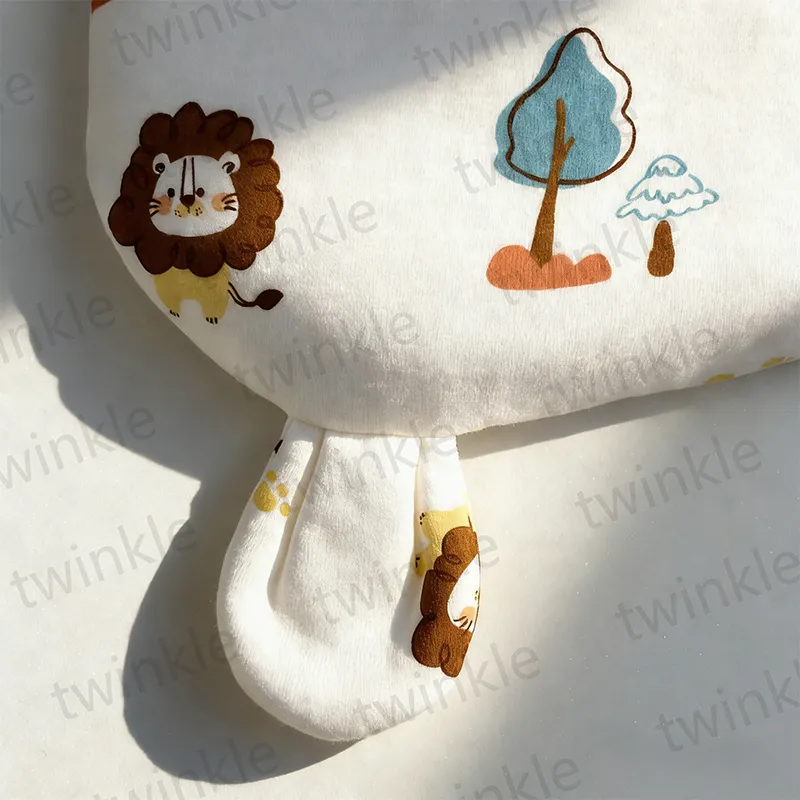 Анатомическая подушка для детей в форме восьмёрки