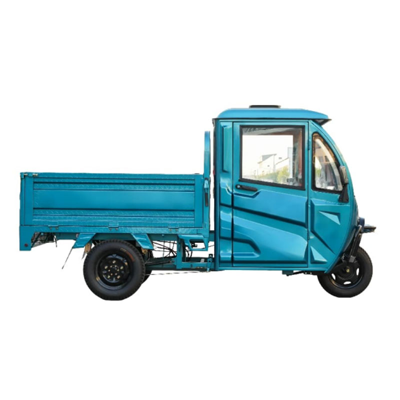 Полузакрытый трицикл Фусин 1.5