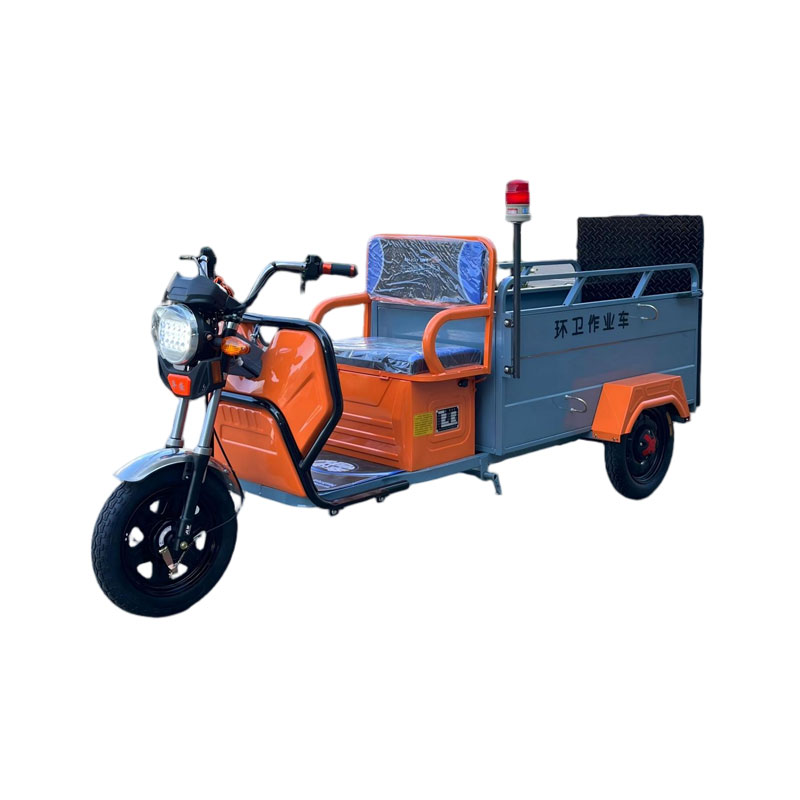 Трехколесный мусоровоз с двумя баками