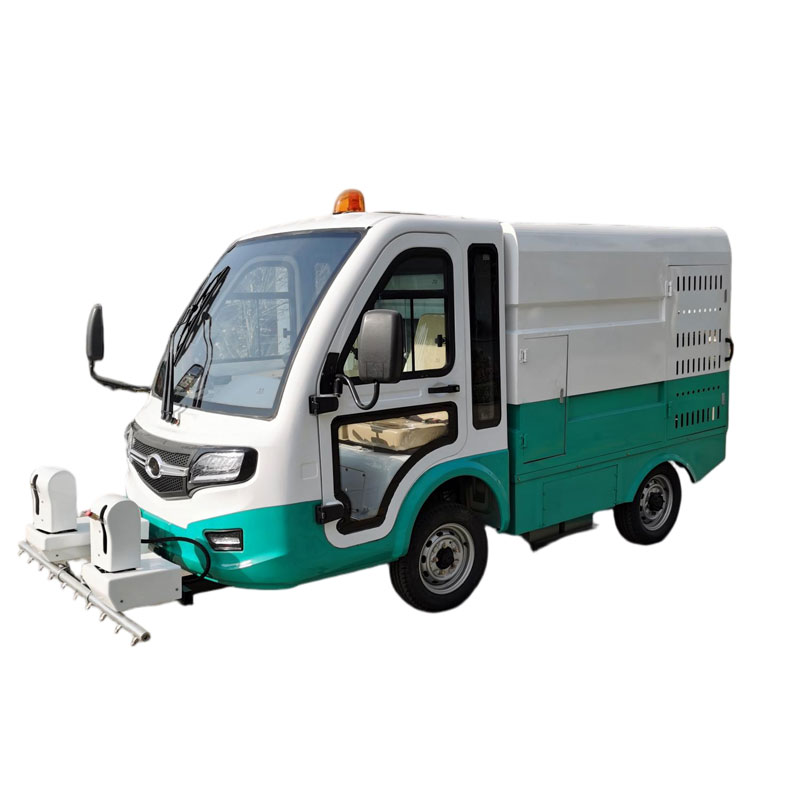 Четырехколесный автомобиль для мойки под высоким давлением