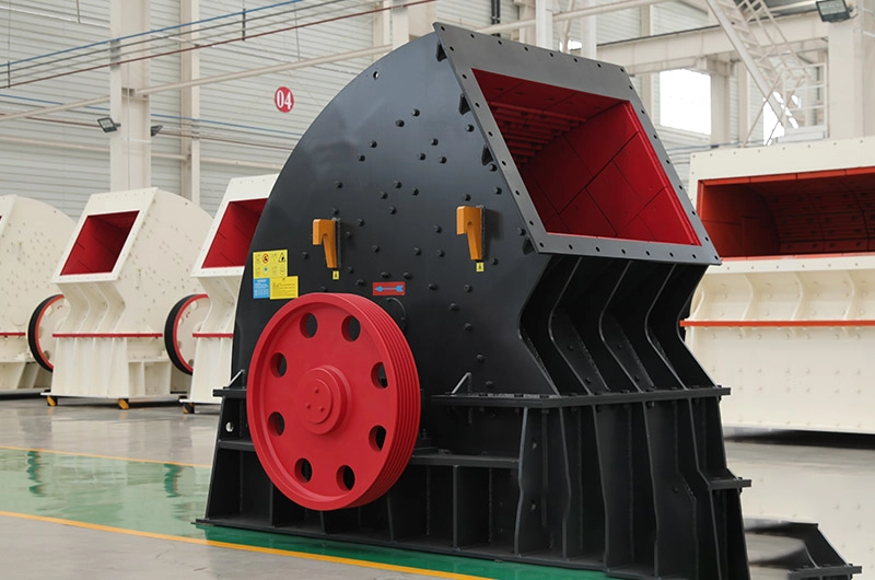 Анимация, демонстрирующая принцип работы молотковой дробилки, и цены на неё