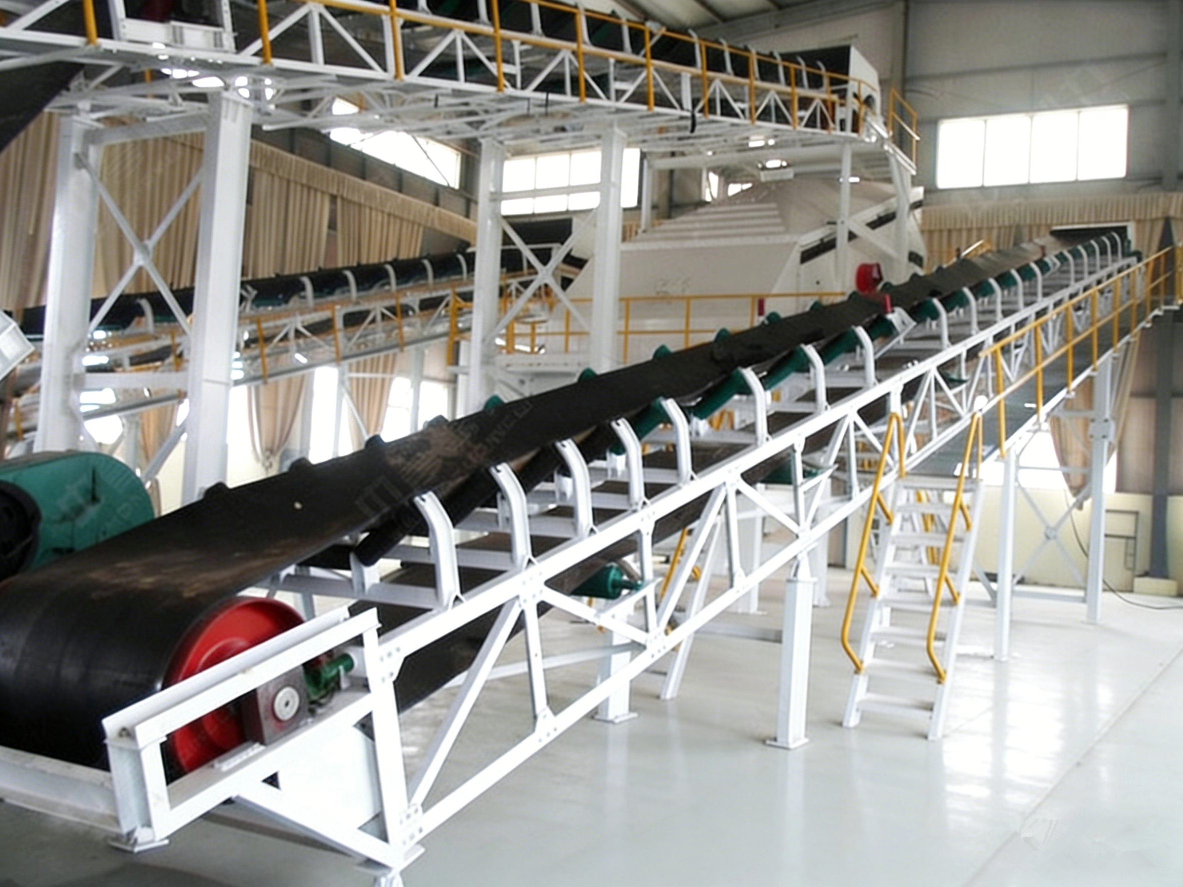 Ленточный конвейер