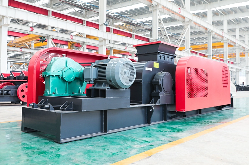 Материал отличается высокой твердостью и неоднородной фракцией? Двухвалковая дробилка SINOSTAR с легкостью решает проблемы с песчано-щебеночным заполнителем!