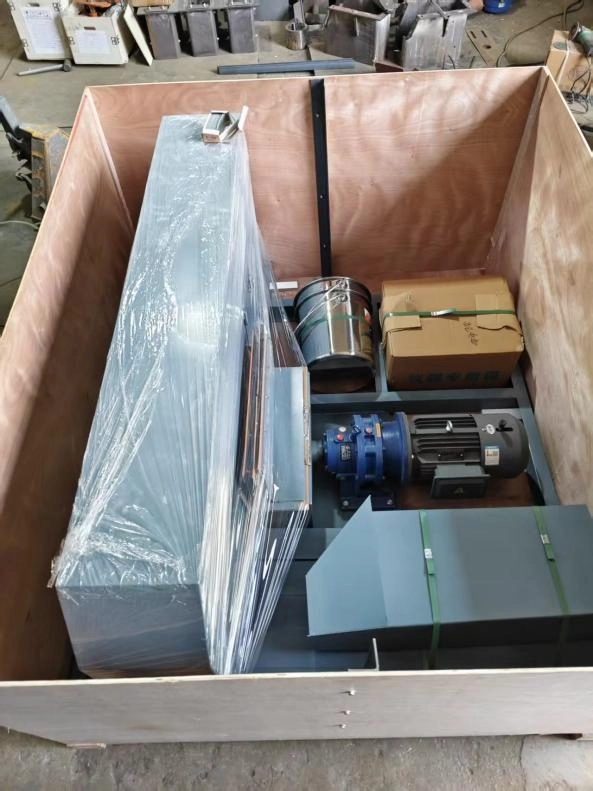 Проверка и отгрузка среднепоясного пробоотборника для конвейера