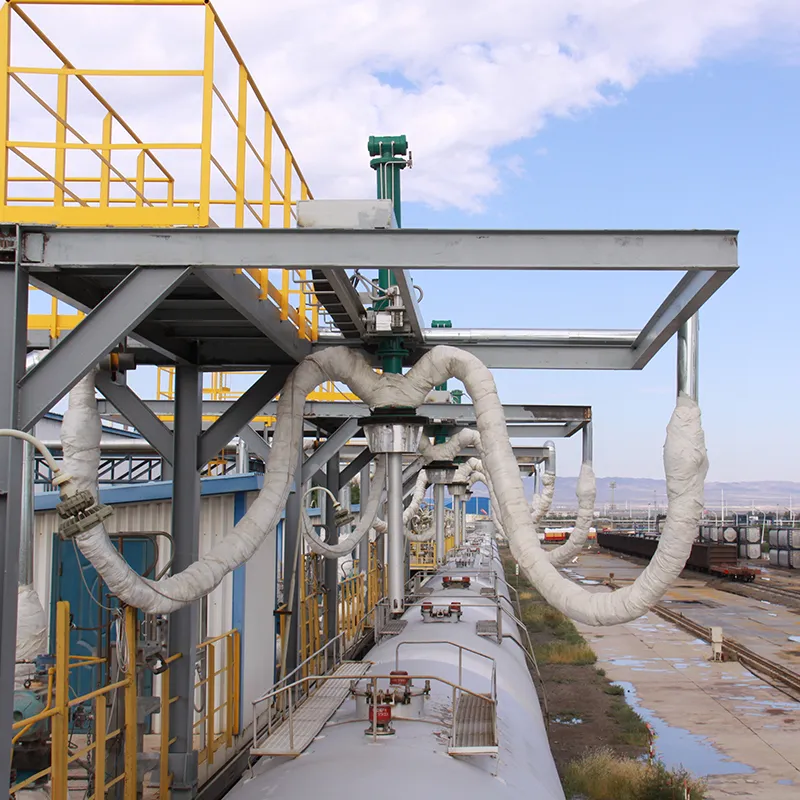 Полностью пневматический полностью автоматический наливной стояк балочного типа для железнодорожных цистерн безопасен и надежен в сценариях высокого риска