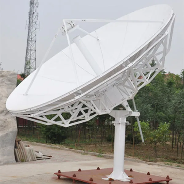 3,7-метровая кольцевая фокальная антенна