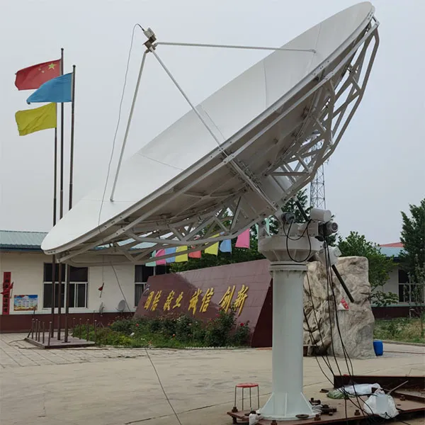 4,5-метровая прямофокусная приемная антенна с электроприводом на полуповоротной опоре