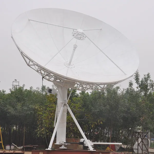 7,3-метровая кольцевая фокальная антенна