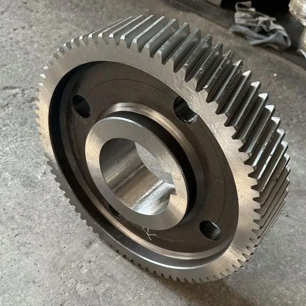 Зубчатое колесо с твёрдым зубчатым венцом