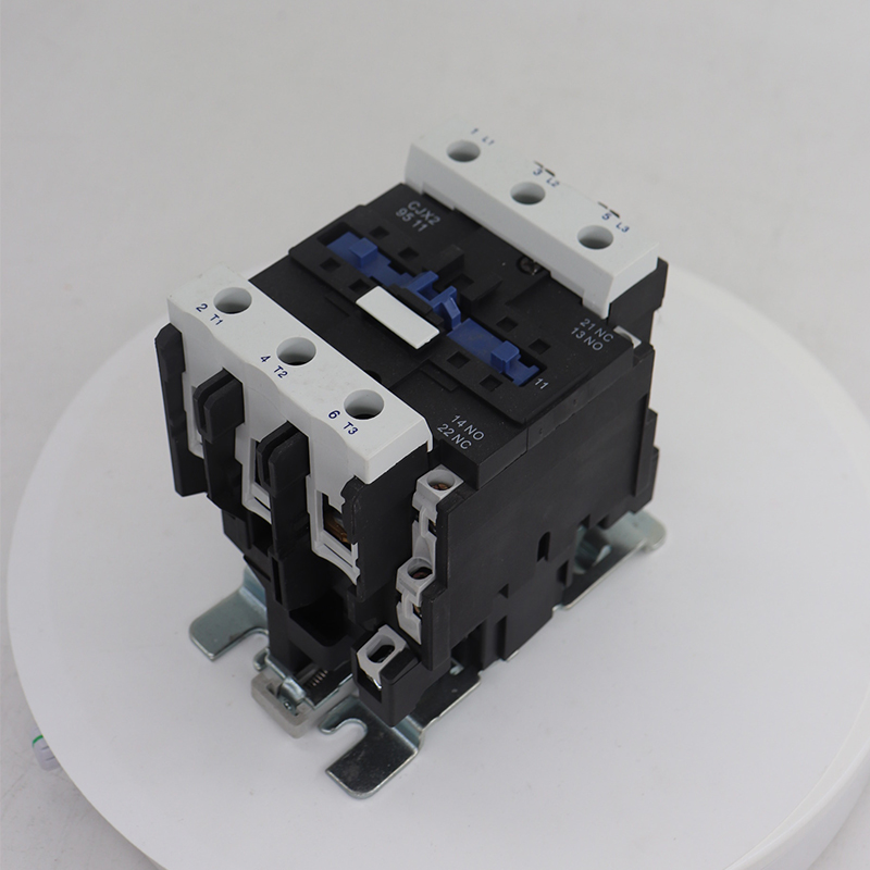 Контактор переменного тока CJX2