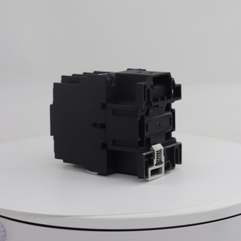 Контактор переменного тока CJX2