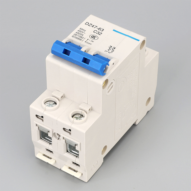 Миниатюрный автоматический выключатель 32A