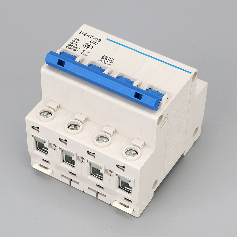 Миниатюрный автоматический выключатель 32A