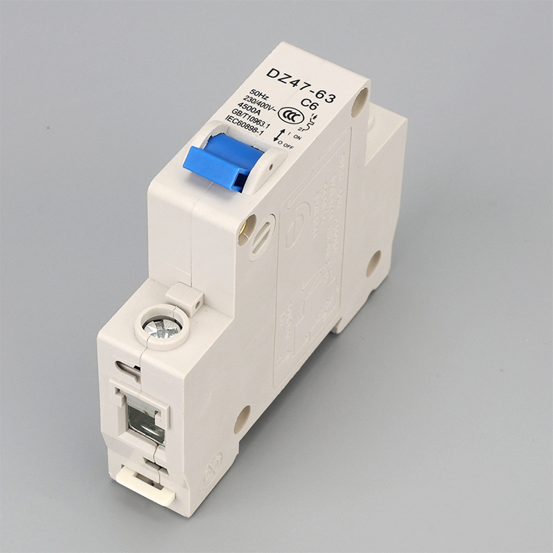 Миниатюрный автоматический выключатель 6A