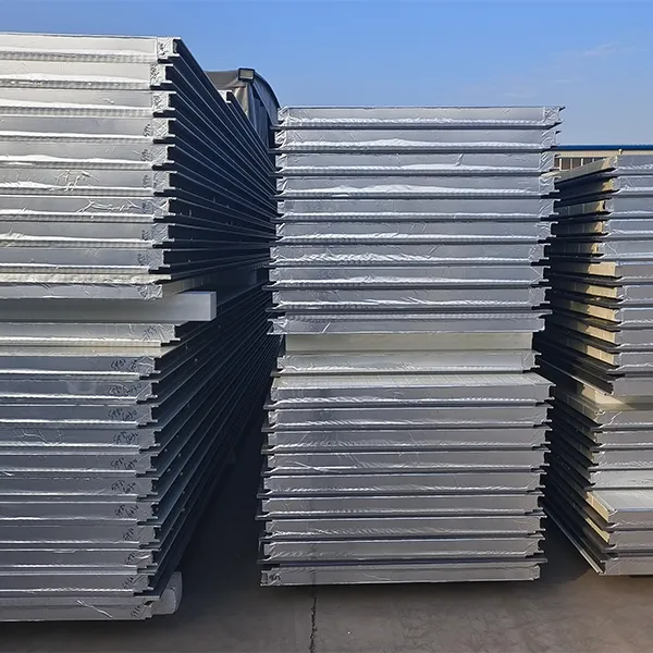 Сэндвич-панель с четырёхсторонним замковым соединением