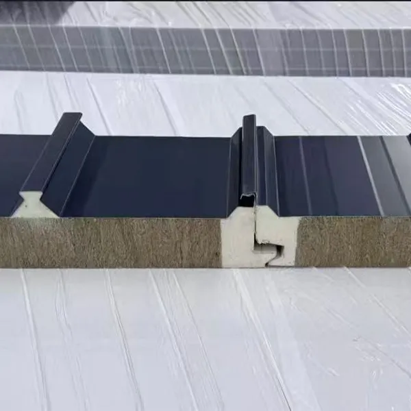 Фотоэлектрическая кровельная панель