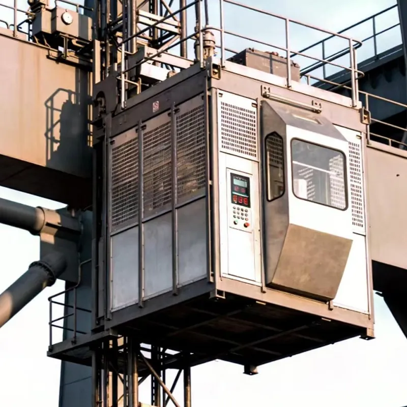 Лифт для портальных кранов