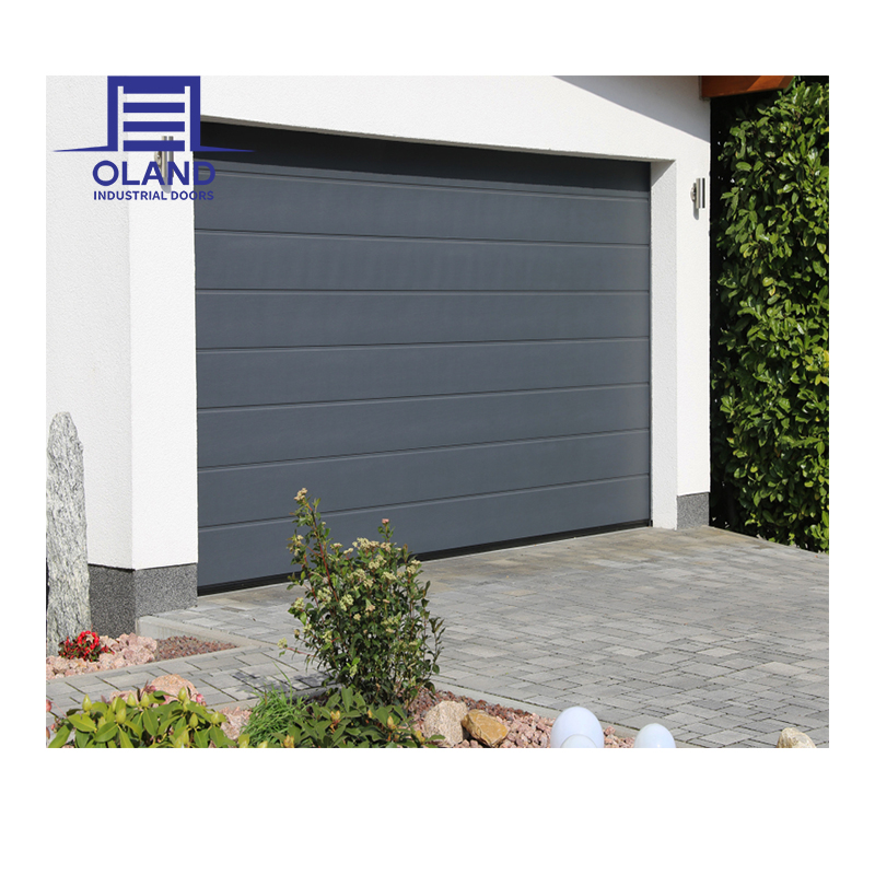 Автоматические подъемно-складные гаражные ворота: надежность и экономия места