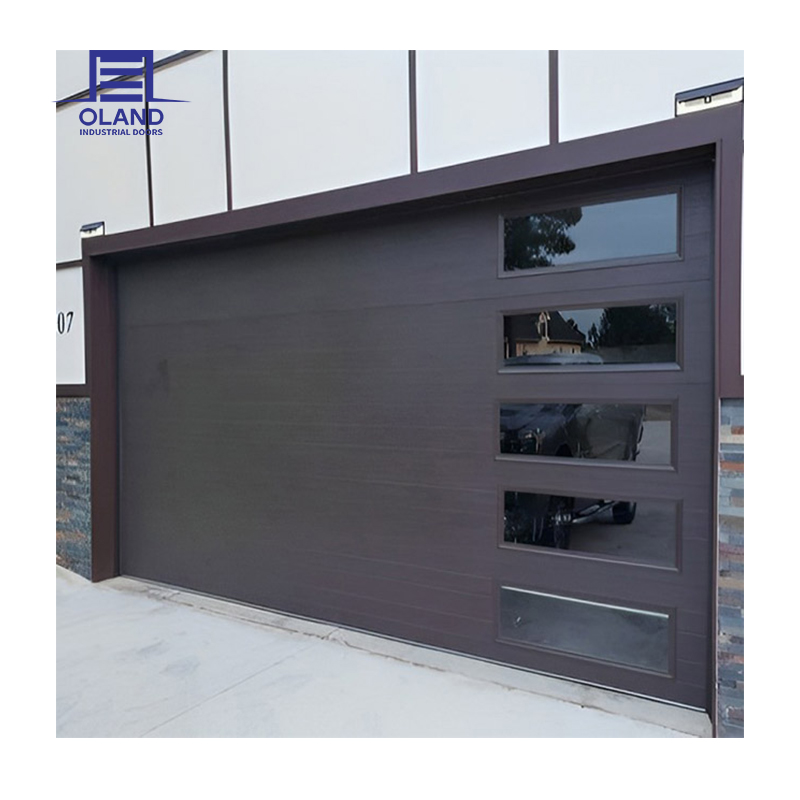 Автоматические подъемно-складные гаражные ворота: надежность и экономия места