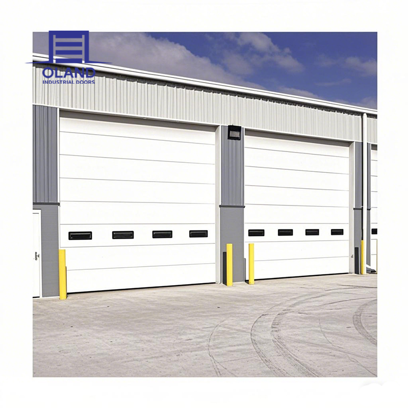 Энергоэффективные промышленные секционные ворота для складов