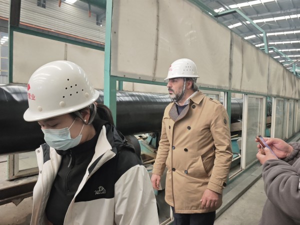 Компания Xuanhua Zhongda Anticorrosion Co., Ltd. Стальные трубы большого диаметра с внутренним (8)