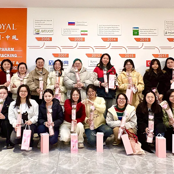 Проведение теплого мероприятия в честь 8 Марта в компании «ООО Ханчжоу Ройал Упаковочное Оборудование»