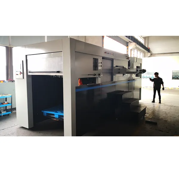 Автоматическая машина для горячего тиснения и высечки RYHK-1050