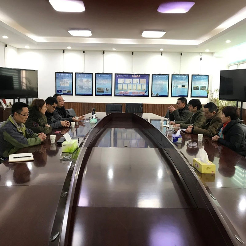 Факультет машиностроения и электротехники Университета Мианьян посетил компанию Gaoda Technology для изучения интеллектуального производства