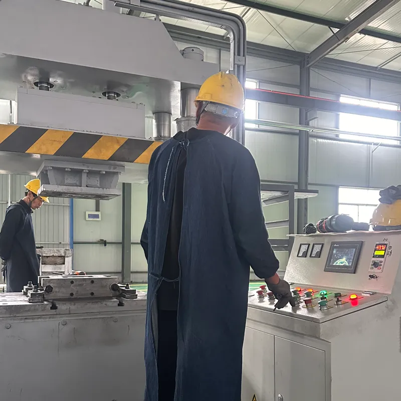 Расширение глобального рынка и развитие талантов в области производства композитных керамических материалов