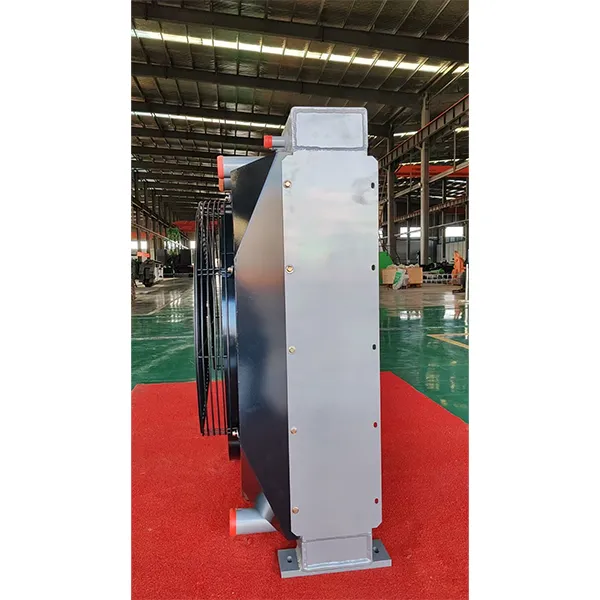 Промежуточный охладитель жидкости радиатора