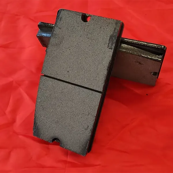 Специальные тормозные колодки для машины динамического уплотнения