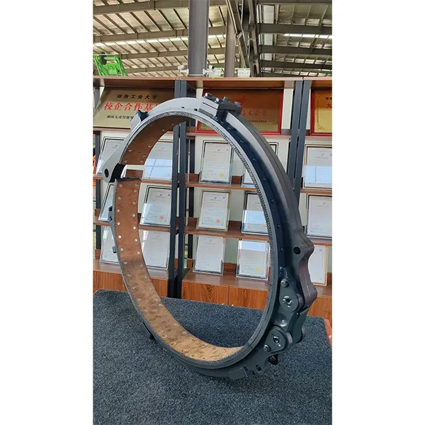 Фрикционная лента сцепления для подъёма крюка лебёдки