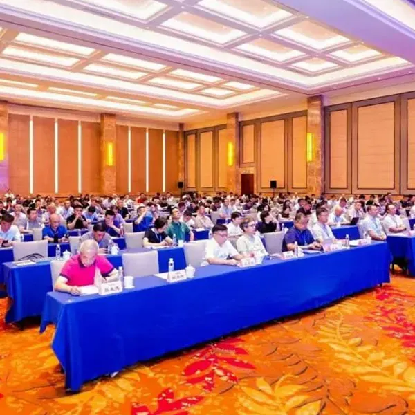 «Единство для прорыва и освоения новых направлений, концентрация сил для инноваций и открытия новой главы» | 24-й Китайский форум по развитию электродвигателей и систем успешно прошёл в Ичуне, провинция Цзянси!