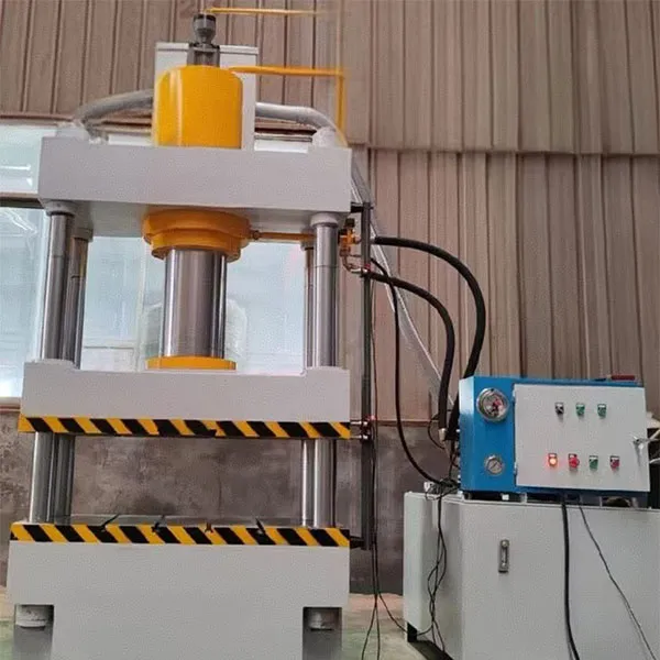 Четырехстоечный пресс