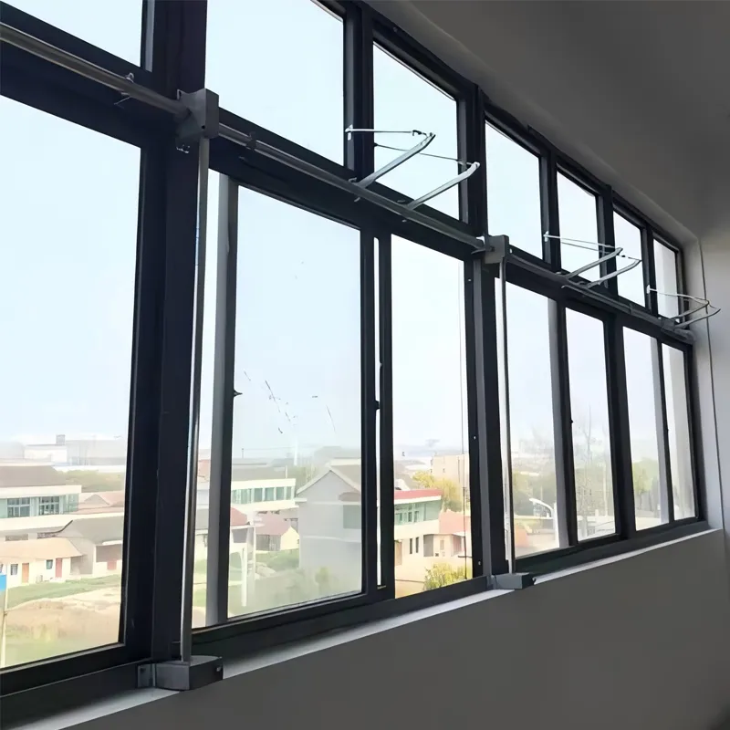 Алюминиевые окна с ручным управлением