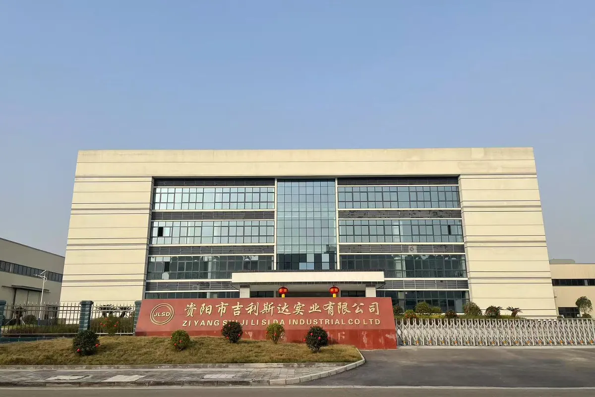 ‌багажник,брызговики,капот и решетка радиатора - ООО Цзыян Цзилисыда Индастриал