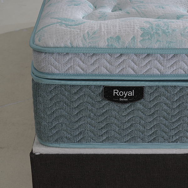 Серия Royal 47AA-30 5142 (4)