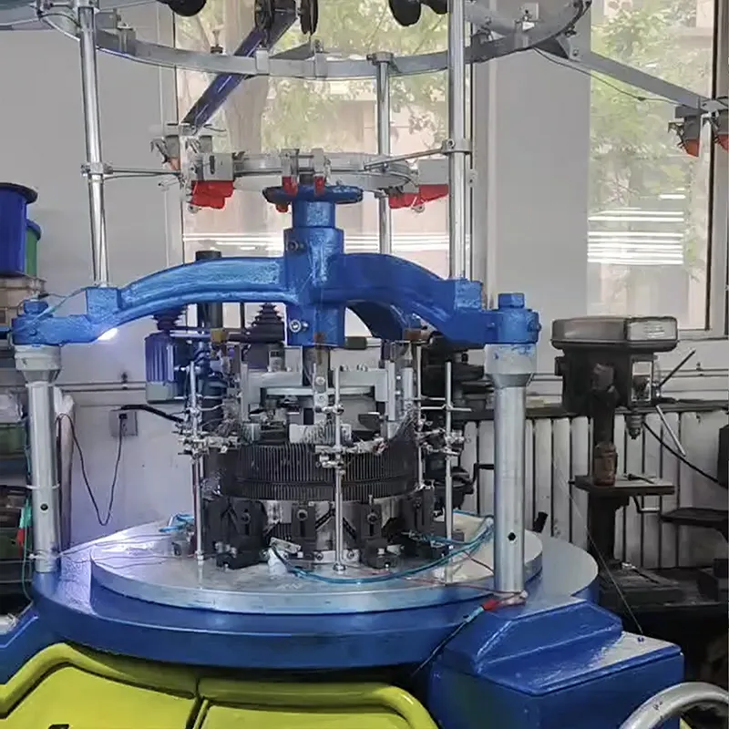 Принцип работы противотуманного устройства для вязальной машины