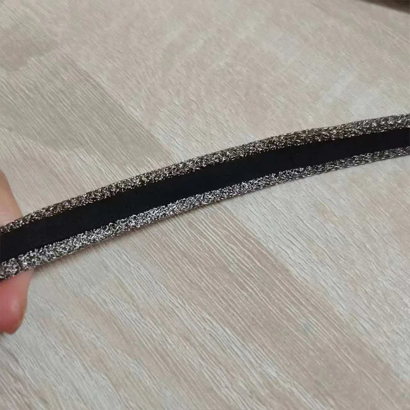 Сетчатая уплотнительная прокладка электромагнитного экранирования с двойной P-образной конструкцией (двойной сердечник) с резиной