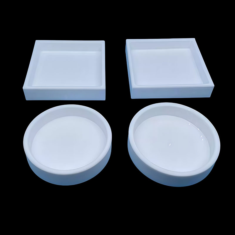 Обработанная деталь из PTFE