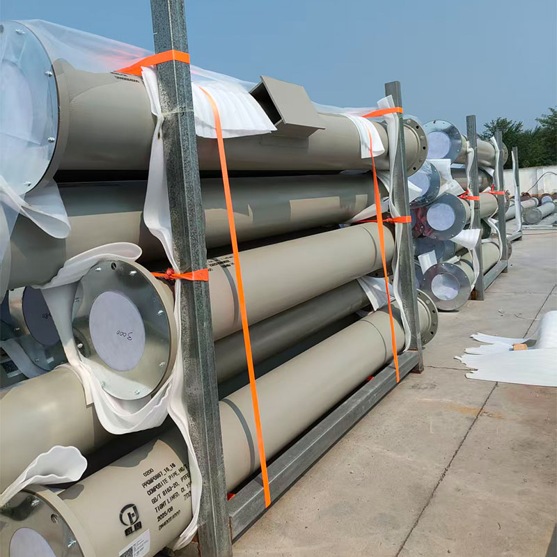 Стальная футерованная протяжённым PTFE прямая труба