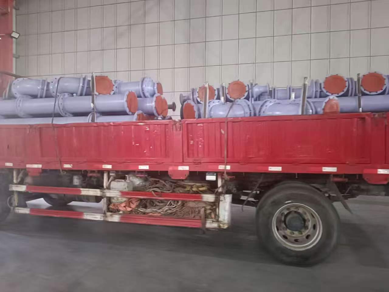 Стальные футерованные PTFE трубопроводы и фитинги для промышленной антикоррозионной защиты
