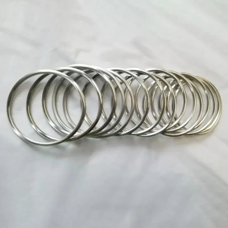 Итерационное обновление технологии уплотнения для новых энергетических автомобилей. Инновации в материалах и интеллектуальные применения становятся ключевым двигателем