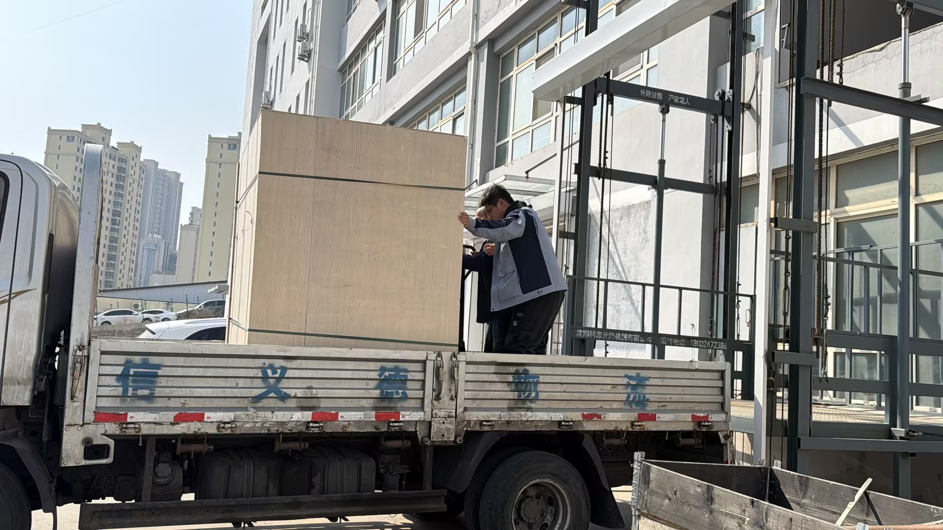 cf5b6d79-48ff-403d-9a88-f03c2ffd587f