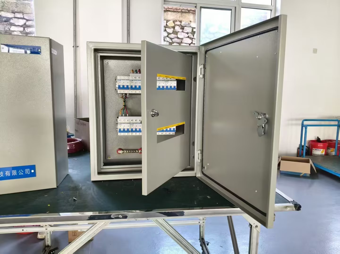 Низковольтное комплектное устройство НКУ-0,4кВ (ВРУ, ГРЩ, РУНН) In=400А