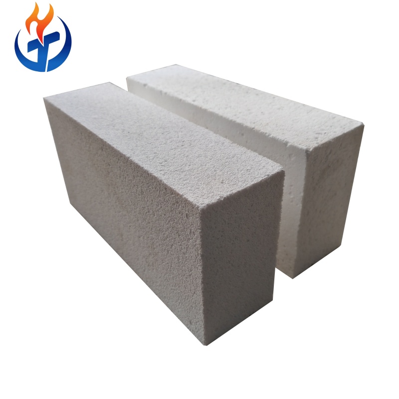 Теплоизоляционные кирпичи из корундовых пустотелых шариков